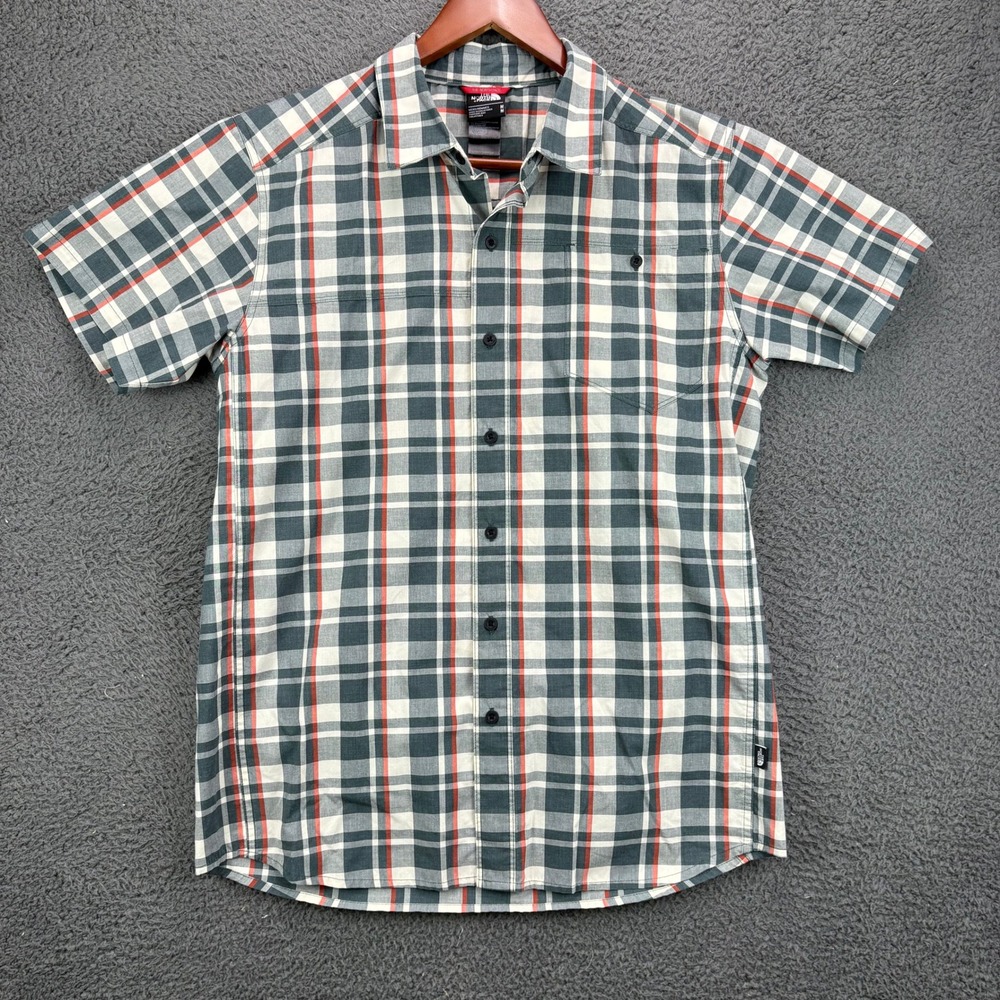 The North Face Mens Medium Plaid Short Sleeve Button Down Shirt